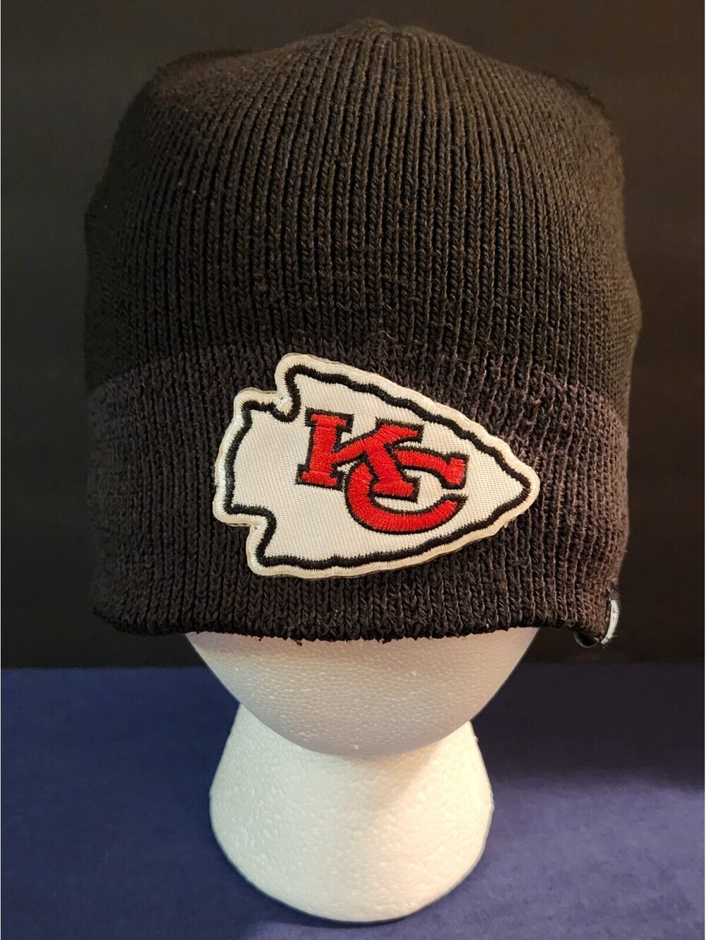 Kansas City Chiefs Beanie Winter Hat Fleece Lined Sideline Knit Pom KC NFL Gear